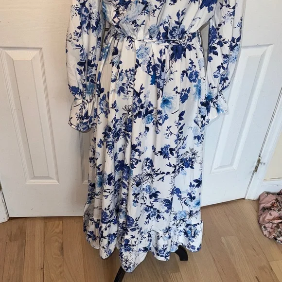SHEIN Blue Floral Long Sleeve Dress - Picture 11 of 15